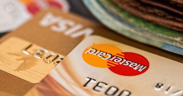Visa Vs Mastercard: In-Depth Comparison (2020 Edition) | LiveWell