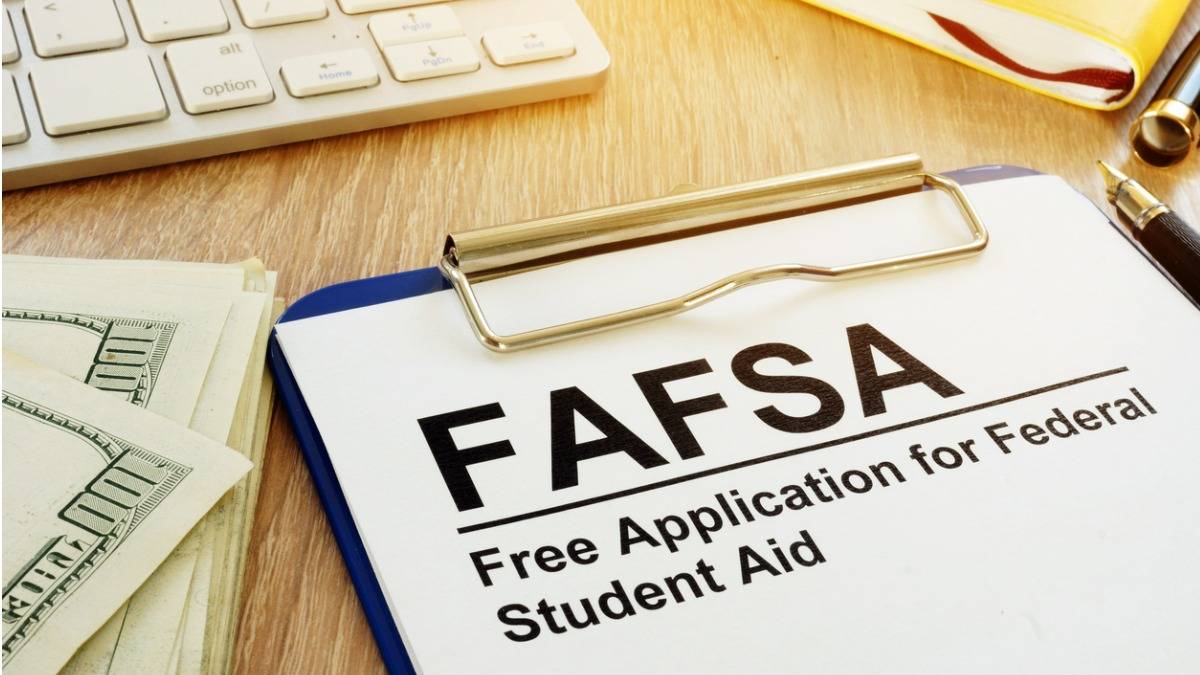 How To Get A Student Loan Without FAFSA