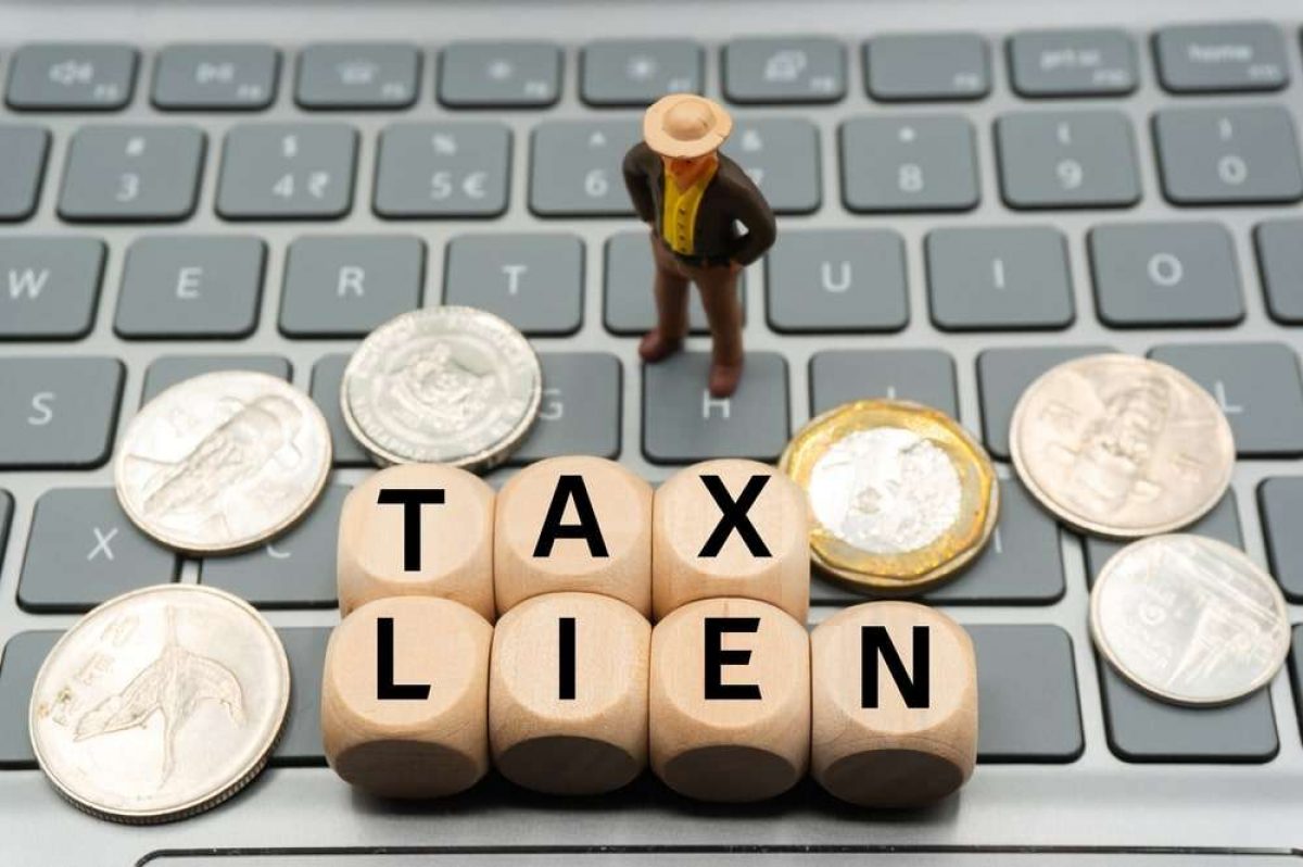 When Does The IRS File Tax Liens?