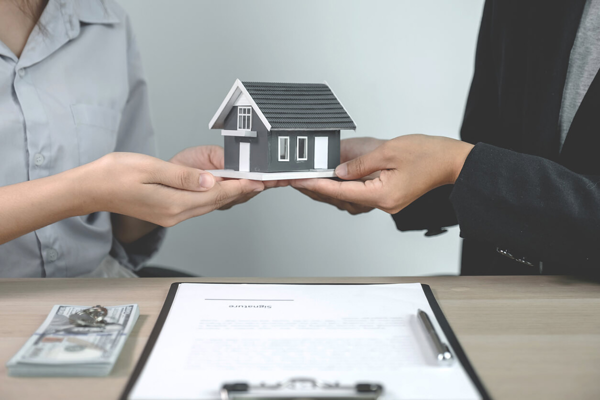 How Much Is Home Title Insurance?