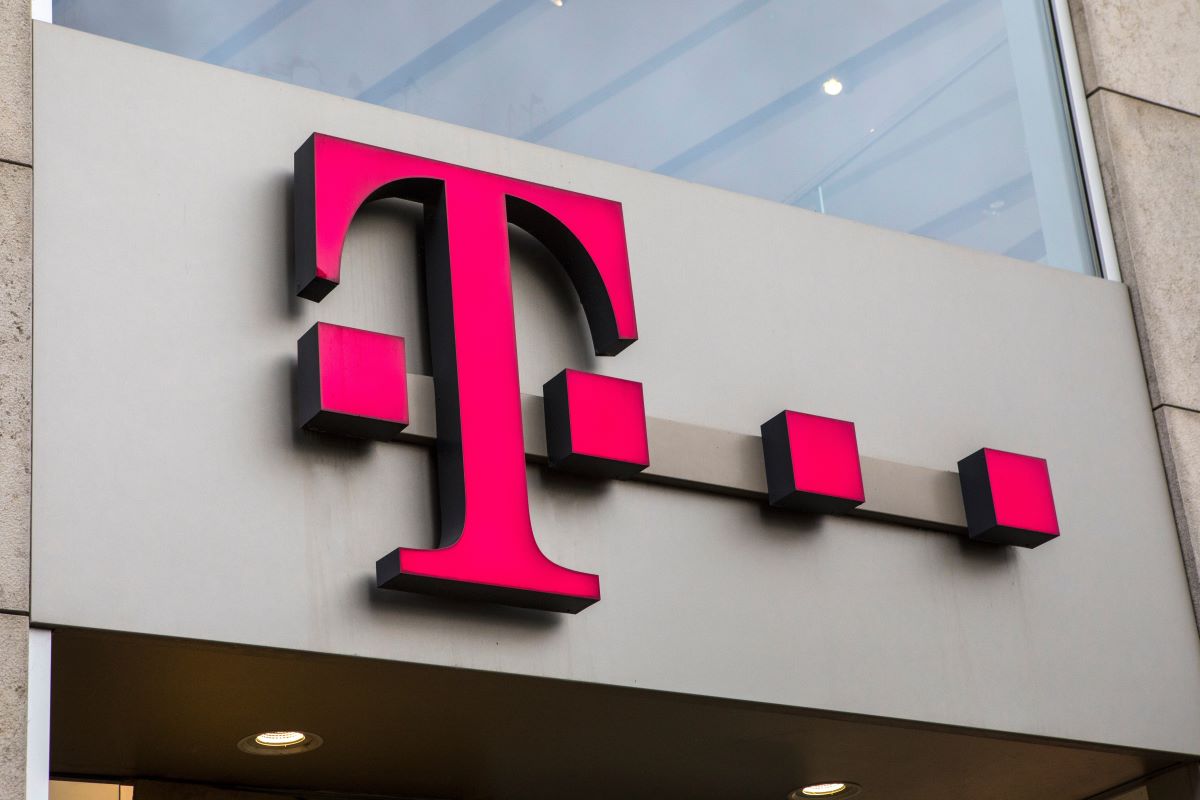 What Does T-Mobile Consider As Awesome Credit